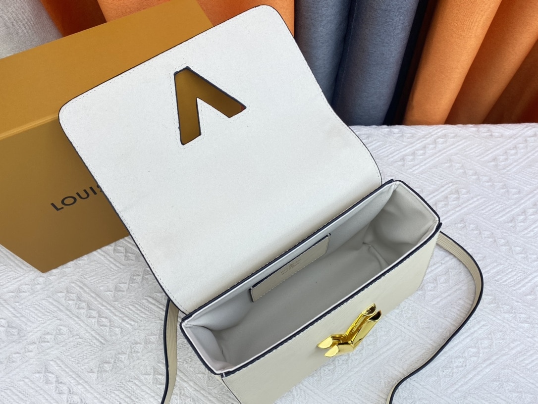 Louis Vuitton Twist Pm White 23Cm M59761 - Image 8