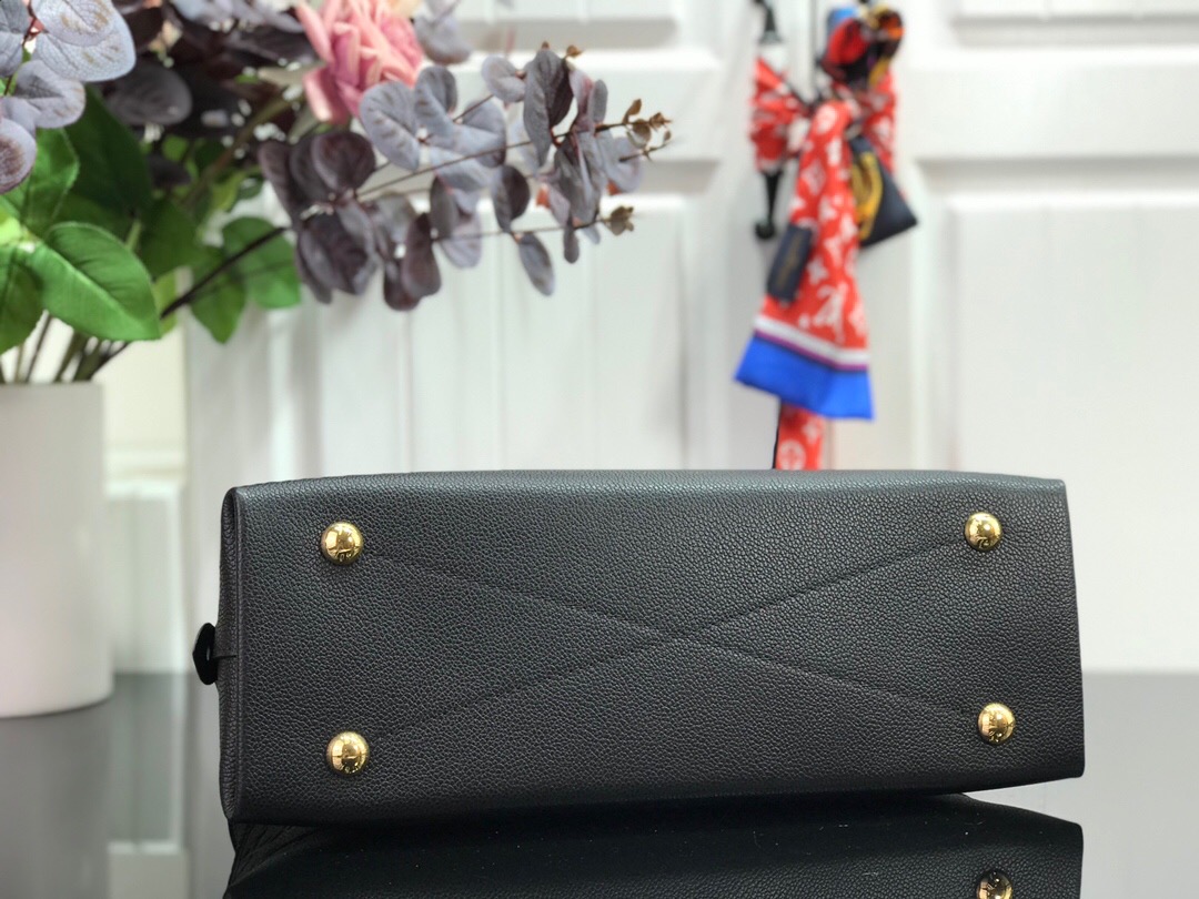 Louis Vuitton Coussin Mm 34Cm Khaki M20568 - Image 5