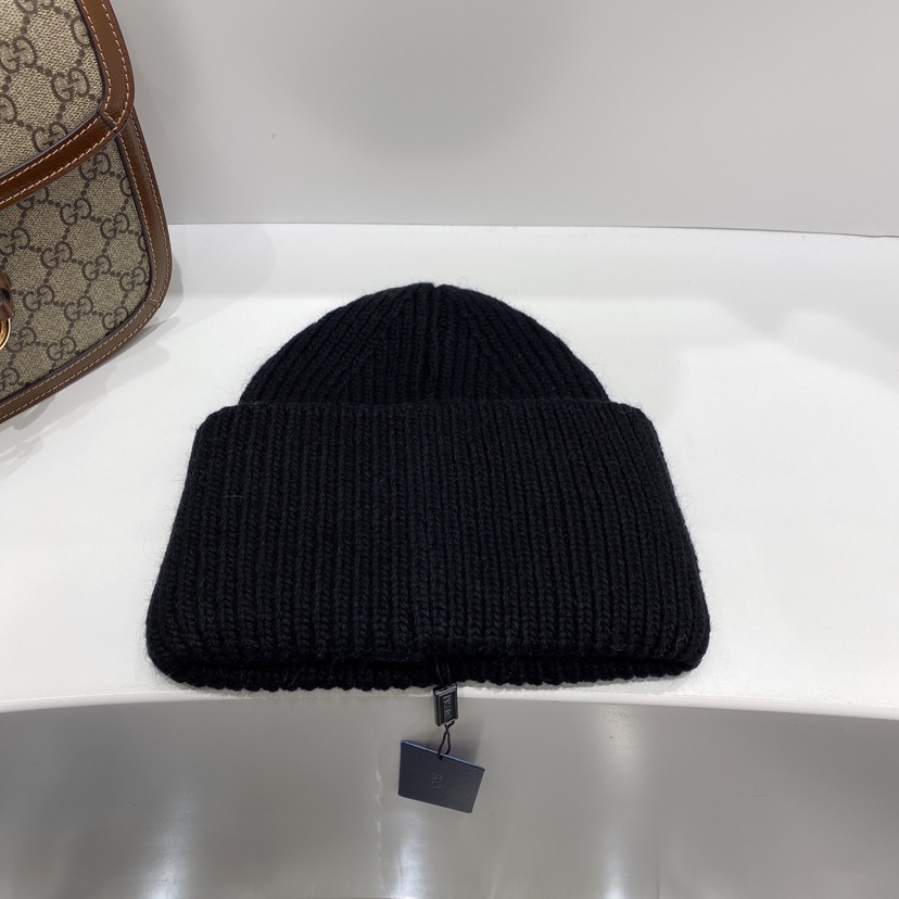 Prada Wool And Cashmere Beanie Silver Black - Image 6