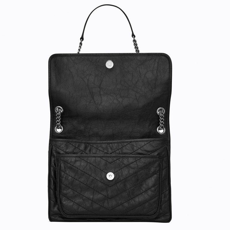 Niki In Leather - Image 4