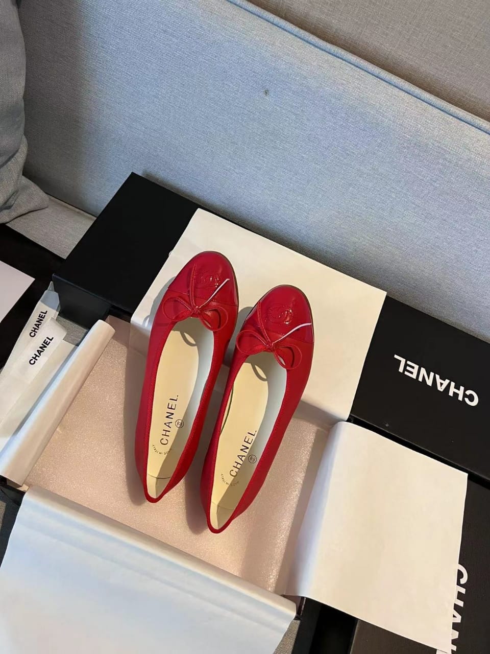 Chanel Cc Cap Toe Ballet Flats In Light Red Patent Leather - Image 3