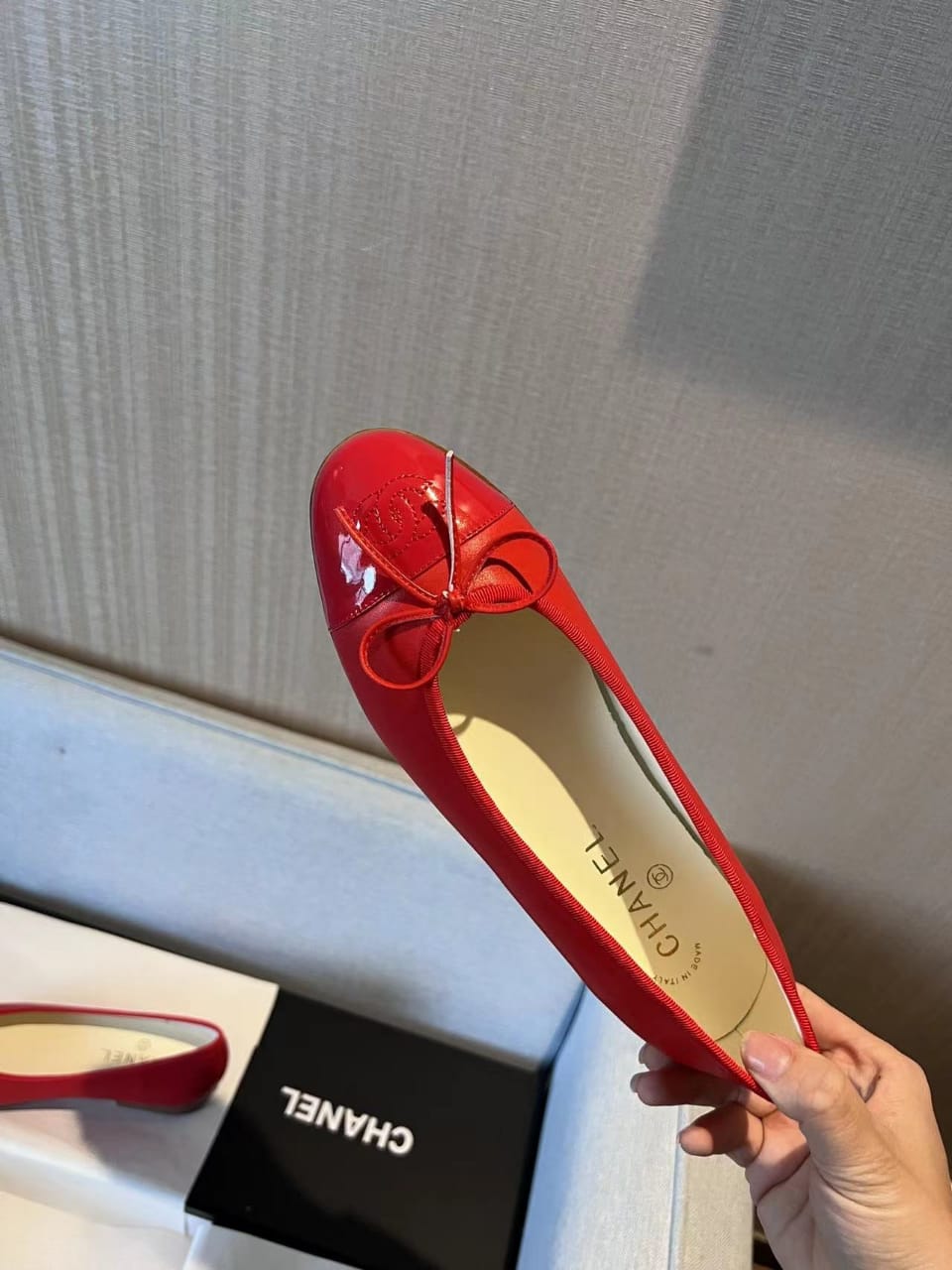 Chanel Cc Cap Toe Ballet Flats In Light Red Patent Leather - Image 5