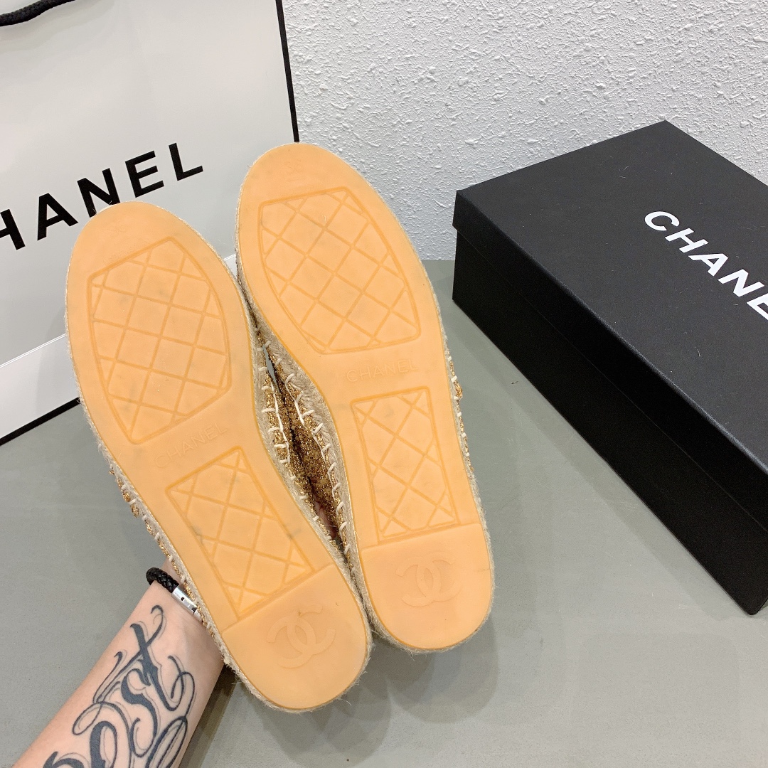 Chanel Cc Espadrilles Tweed Slip On Crinkled Beige - Image 2