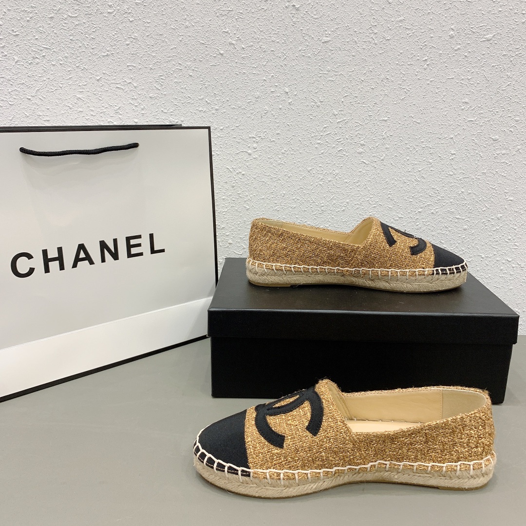 Chanel Cc Espadrilles Tweed Slip On Crinkled Beige - Image 5