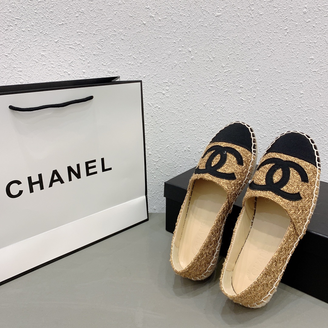 Chanel Cc Espadrilles Tweed Slip On Crinkled Beige - Image 6