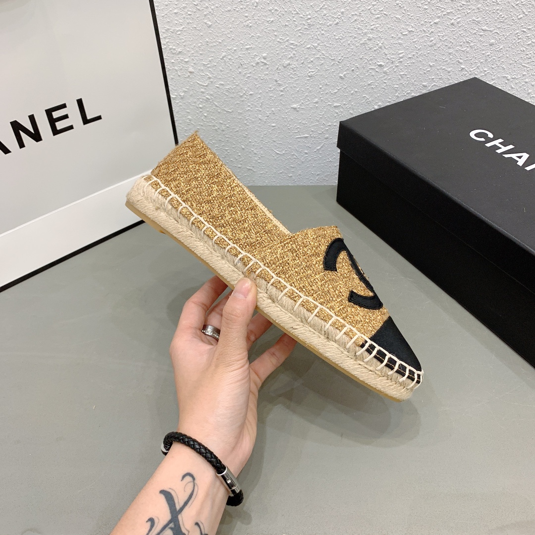 Chanel Cc Espadrilles Tweed Slip On Crinkled Beige - Image 7