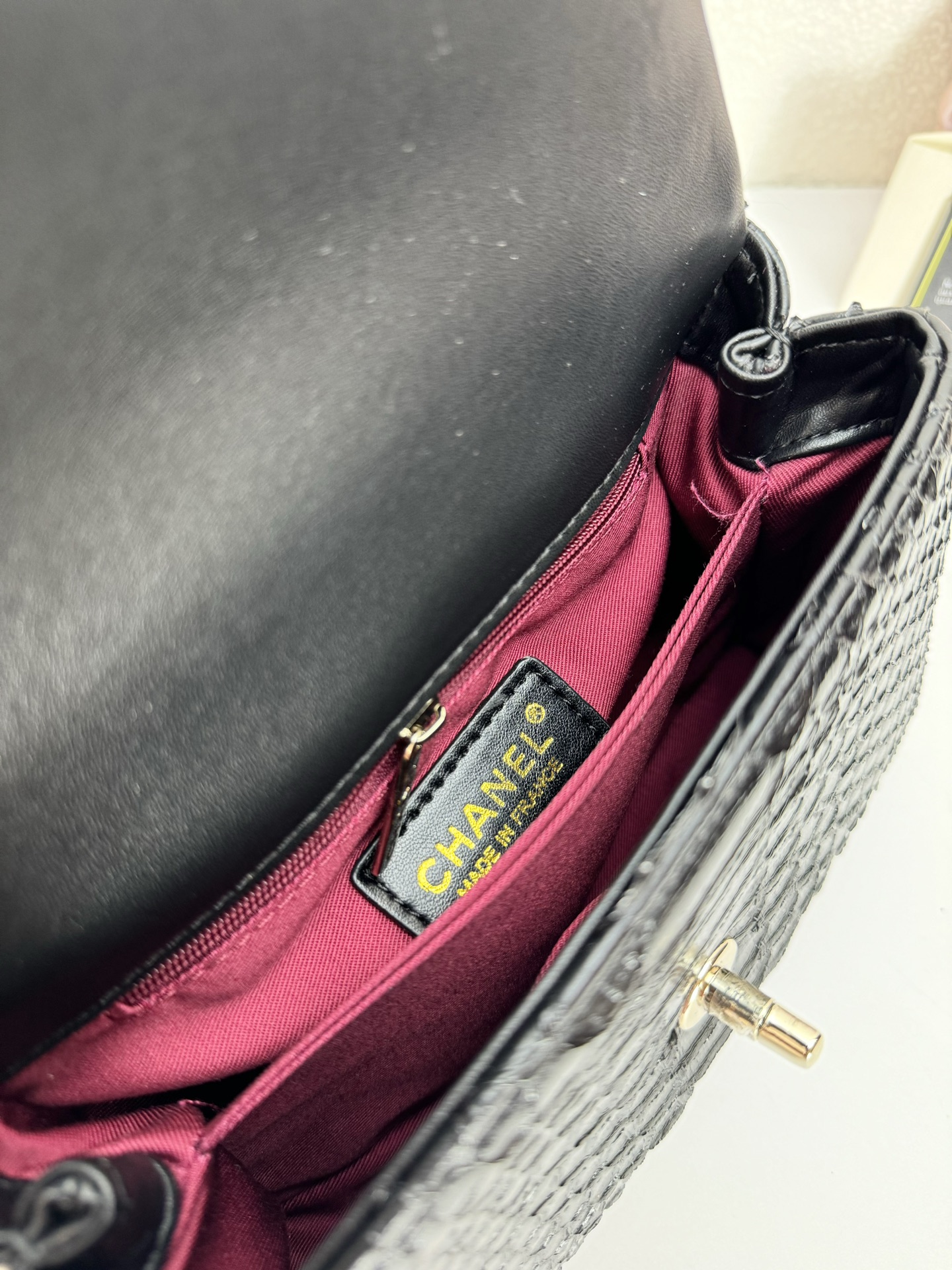 Chanel Trendy Cc Top Handle Bag Python Black 23Cm - Image 5