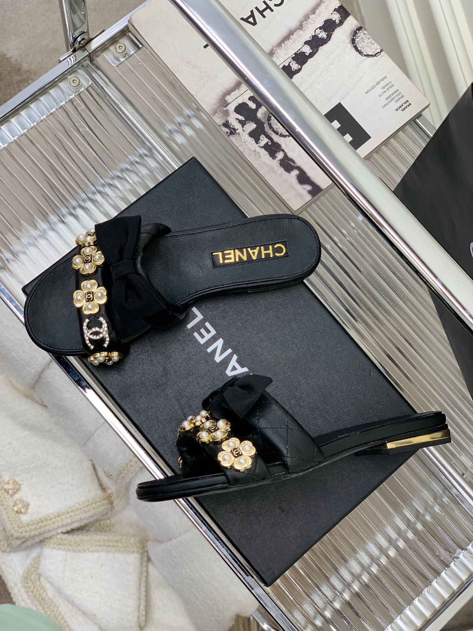 Chanel Mules Lambskin Black G40132 - Image 3