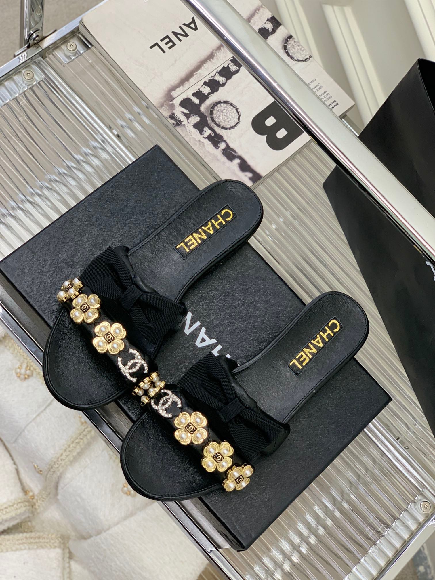 Chanel Mules Lambskin Black G40132 - Image 6