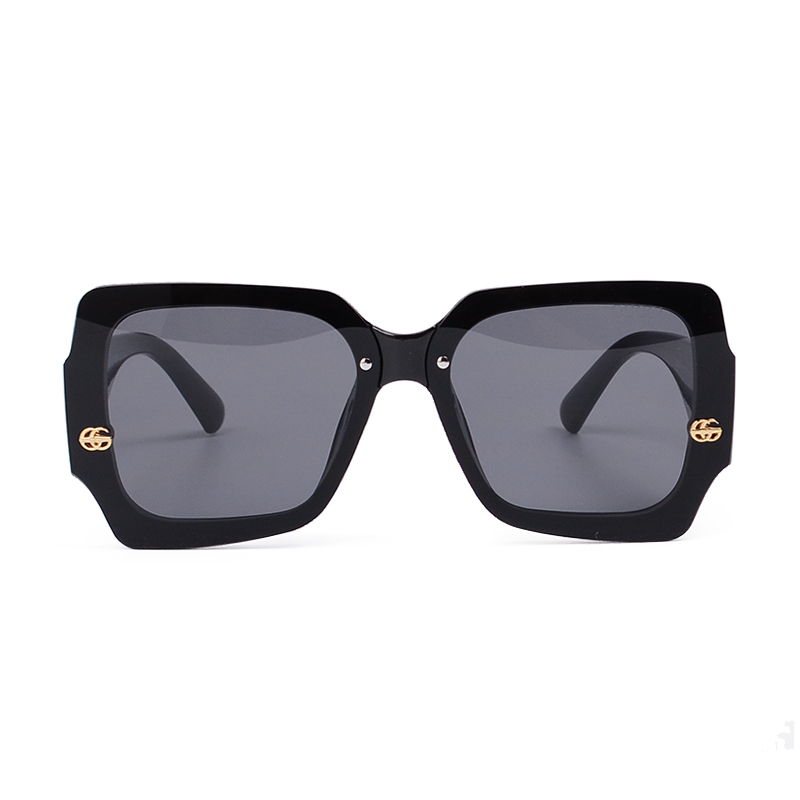 Gucci Gg Gradient Square Sunglasses With Line In Black - Image 4