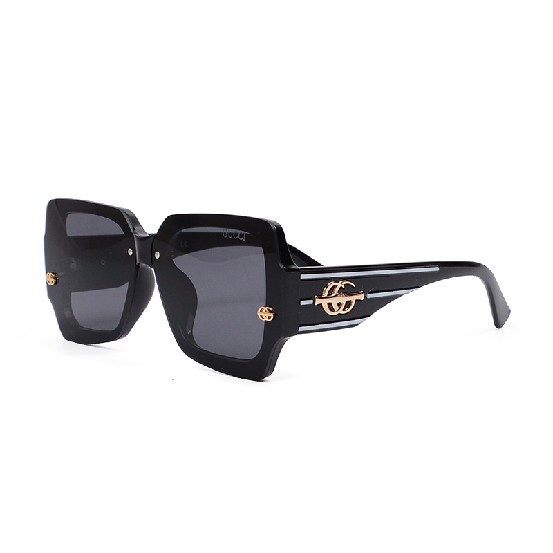 Gucci Gg Gradient Square Sunglasses With Line In Black - Image 3