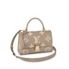Louis Vuitton Madeleine Mm 30Cm Beige M46041