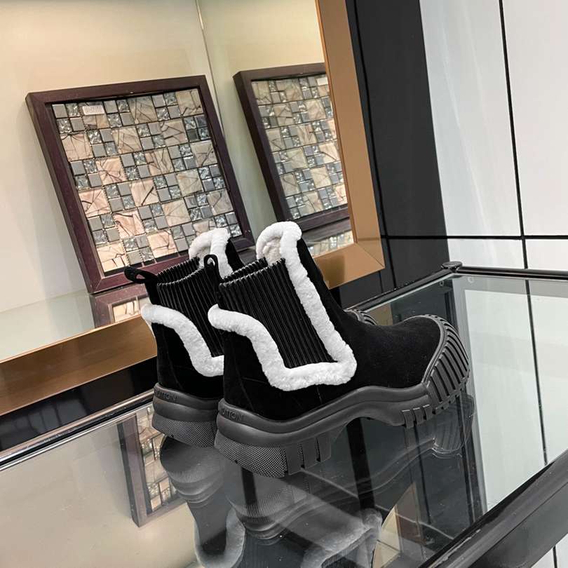 Dior Women D Fame Heeled Ankle Boot Suede Calfskin Black - Image 3