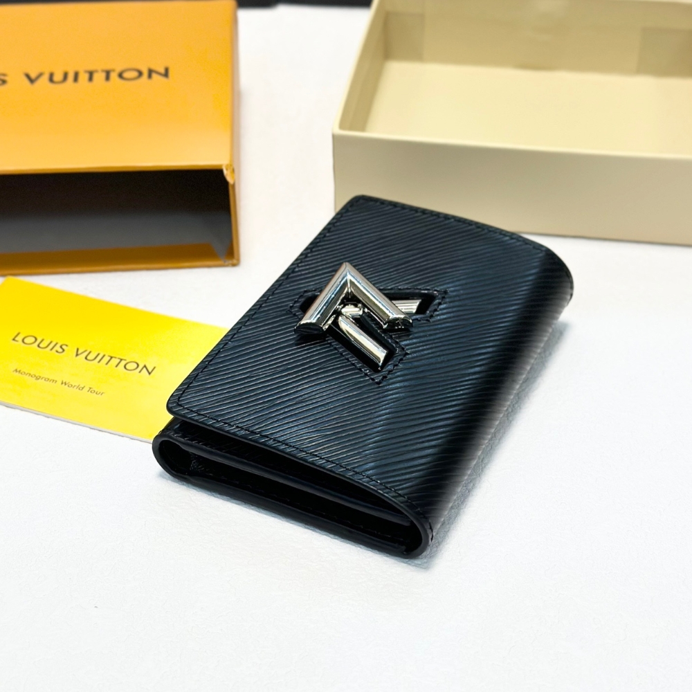 Louis Vuitton Twist Compact Wallet Black 12Cm M64414 - Image 5