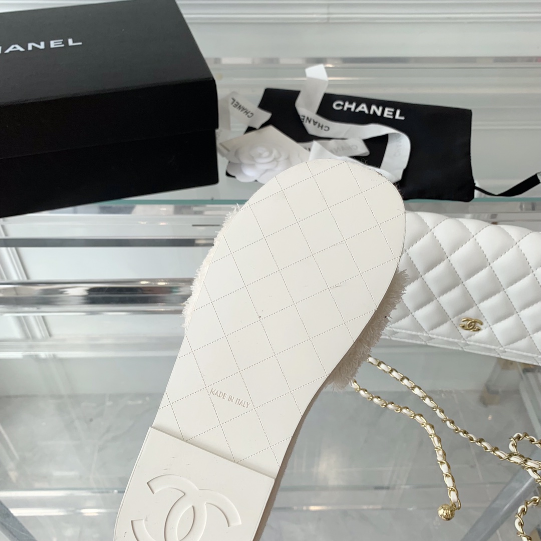 Chanel Logo Embroidered Shearling Cream Slides - Image 6