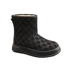 Gucci 1955 Horsebit Snow Boots Leather And Shearling In Black Beige