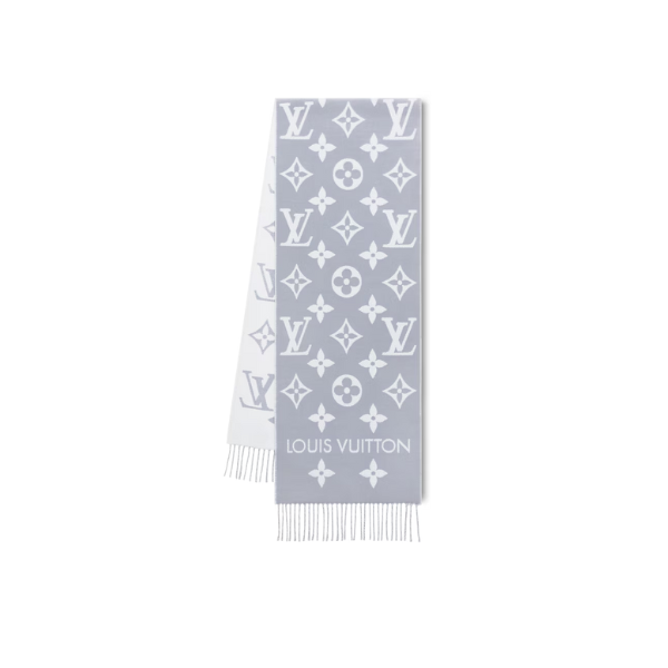 Louis Vuitton Essential Scarf