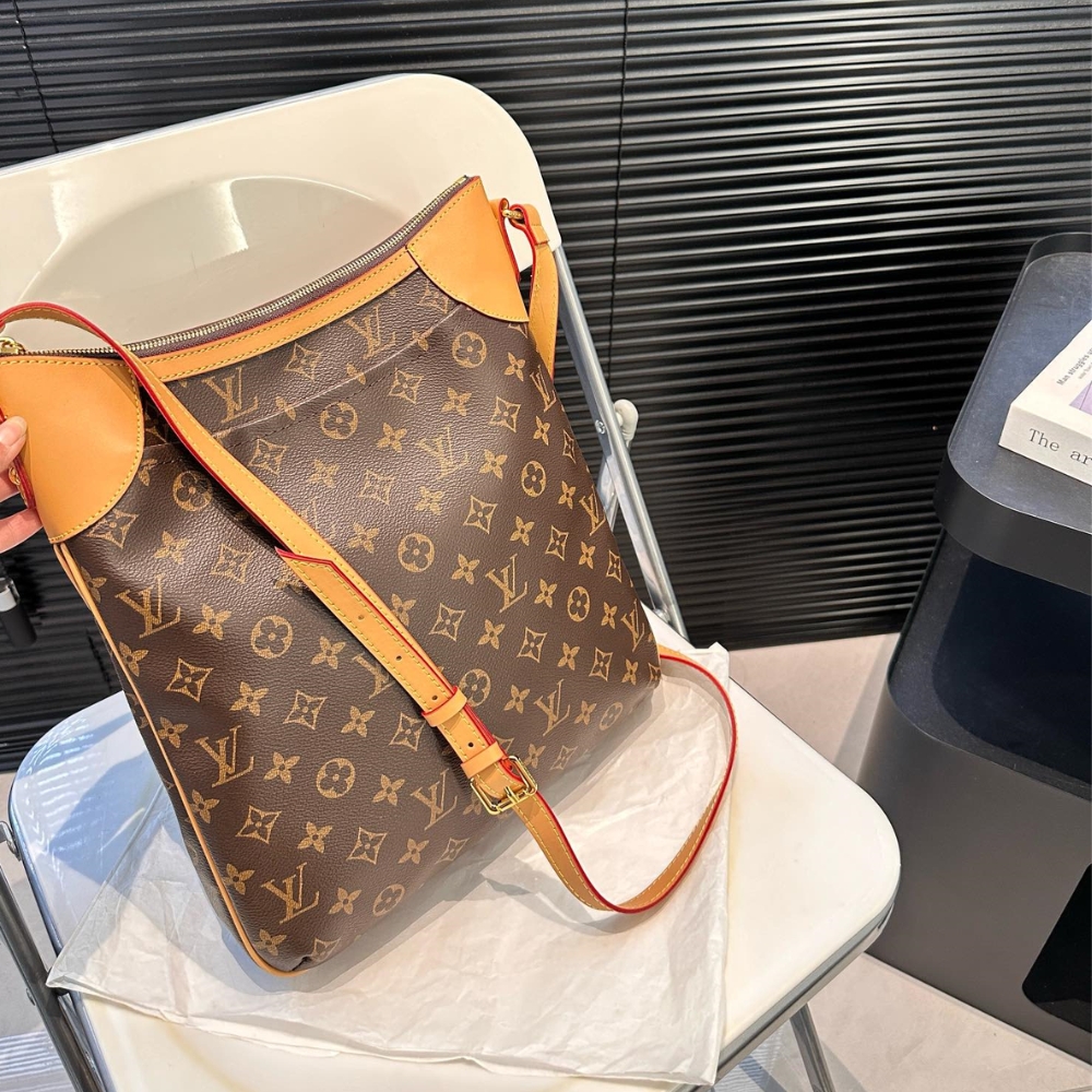 Louis Vuitton Monogram Canvas Odeon Pm Bag Brown 29Cm - Image 11