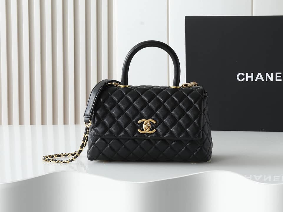 Chanel Coco Handle Black Caviar with Gold Hardware 25 - Image 3