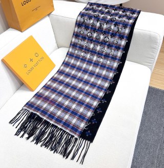 Louis Vuitton Monogram Gradient Tartan City Scarf - Image 2
