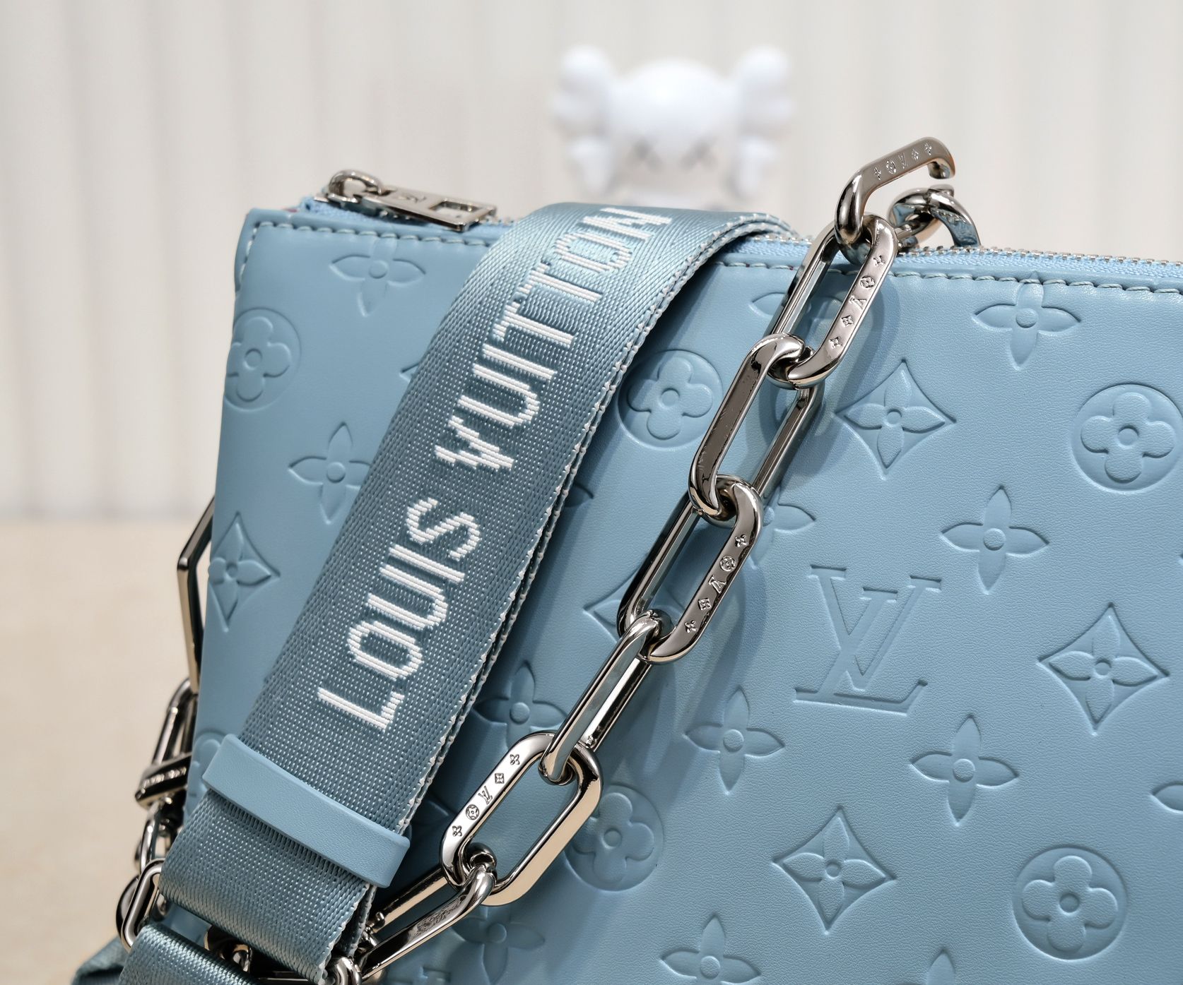 Louis Vuitton Coussin Pm Ice Blue 26Cm M21197 - Image 5