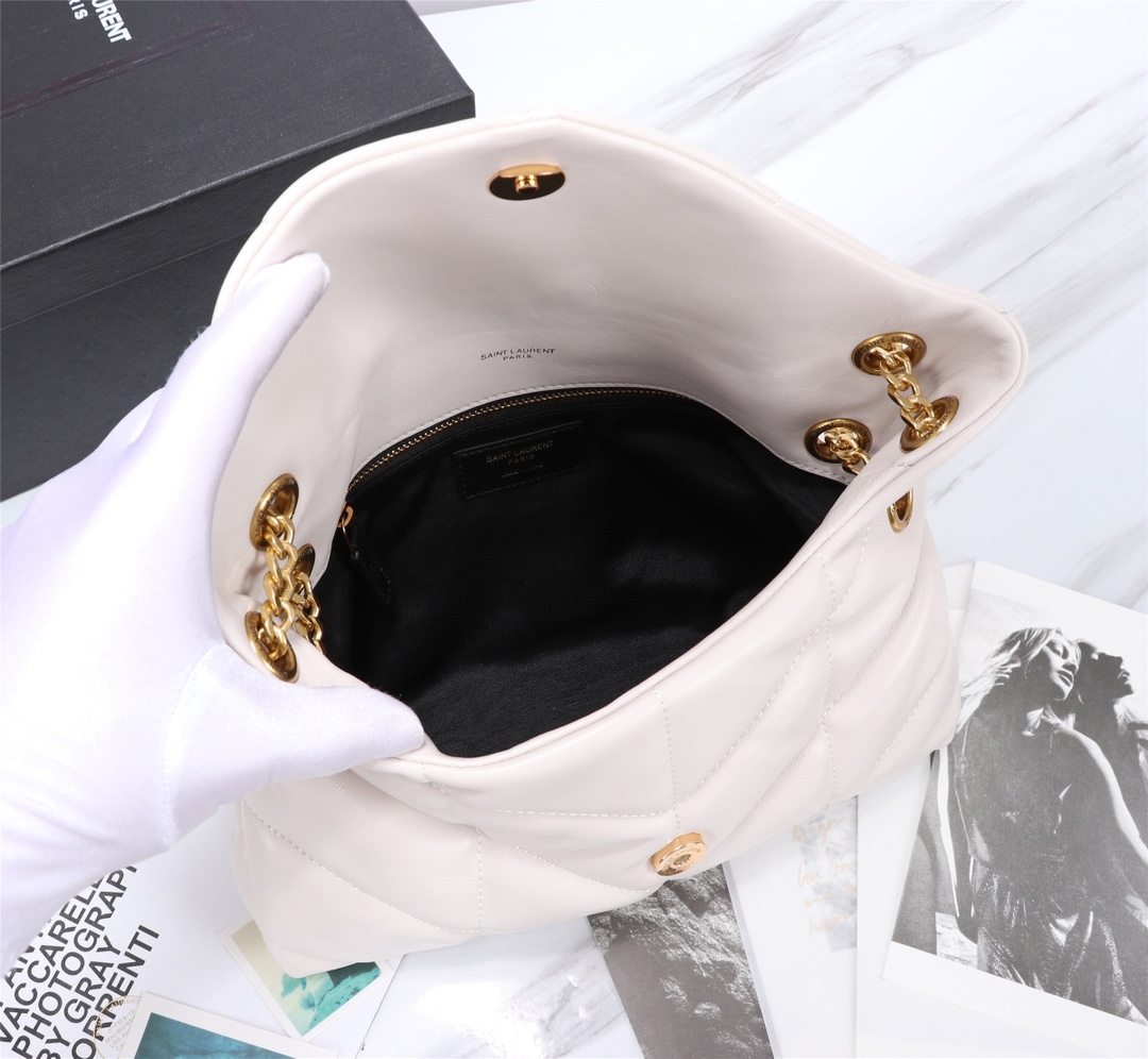 Saint Laurent Puffer Small Chain Bag In Quilted Lambskin White Gold 29Cm 5774761El079207 - Image 4