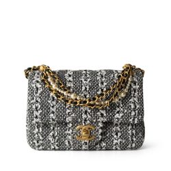Chanel Black White Silver Tweed Quilted Pearl Aged Gold Hardware 17cm