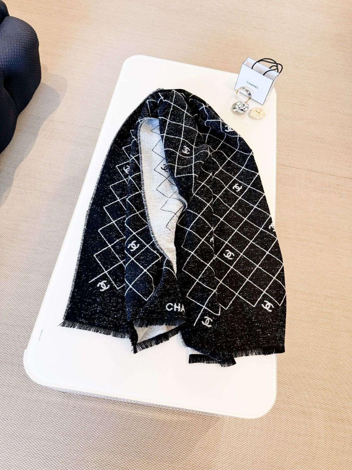 Chanel Scarves Black Grey Cashmere - Image 4