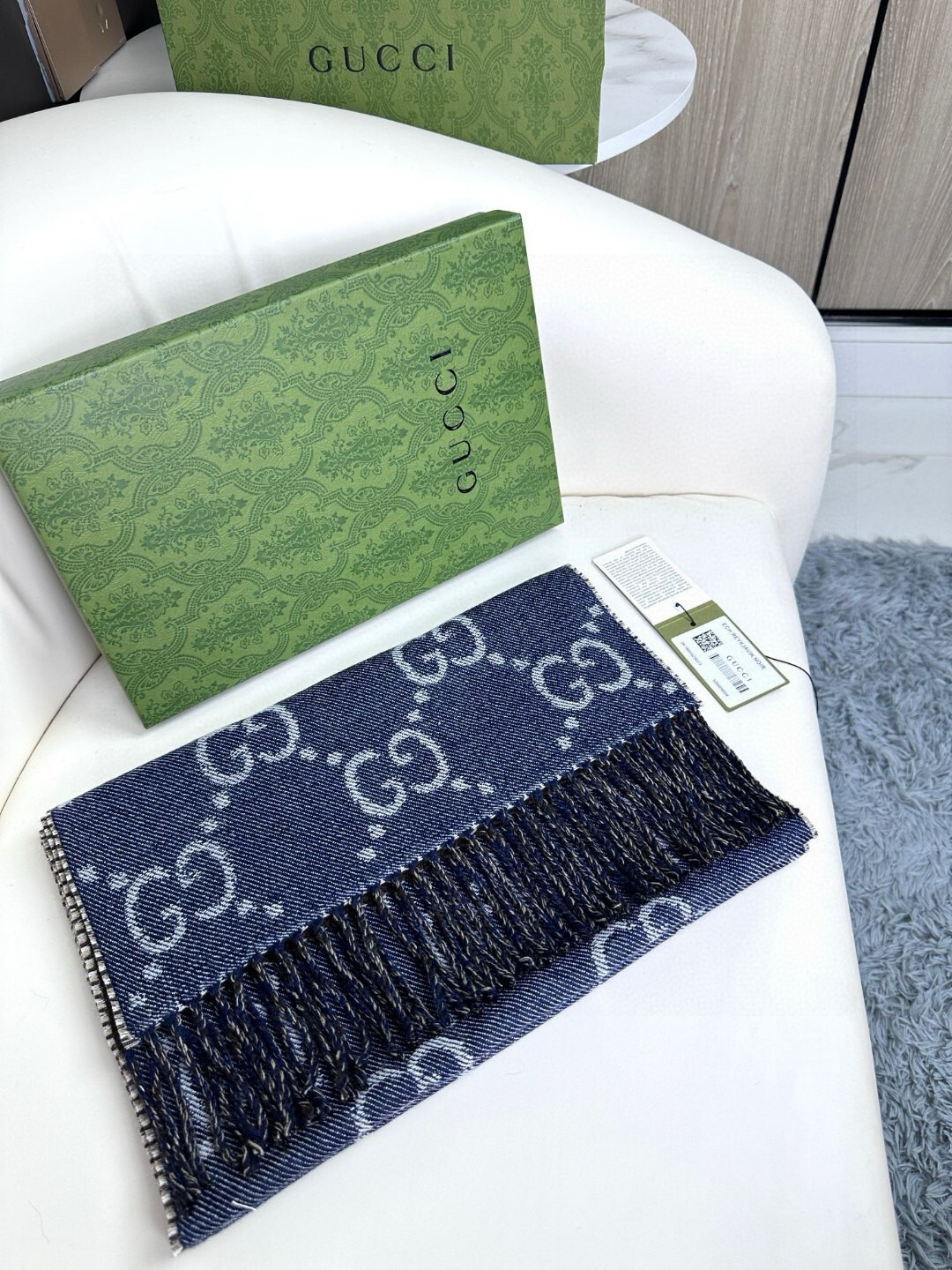 Gucci GG Pattern Jacquard Wool Silk Scarf - Image 4