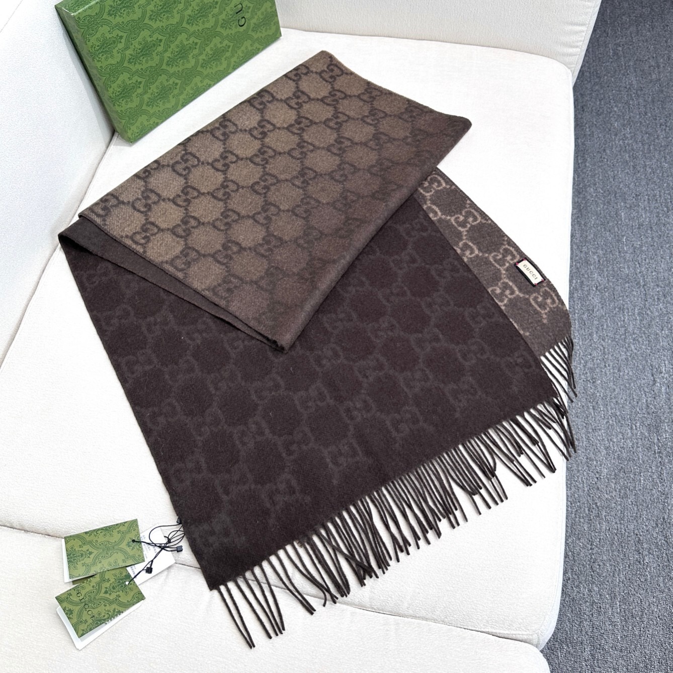 Gucci GG Cashmere Blend Scarf - Image 4