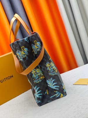 Louis Vuitton Shopper Tote Handbag - Image 3