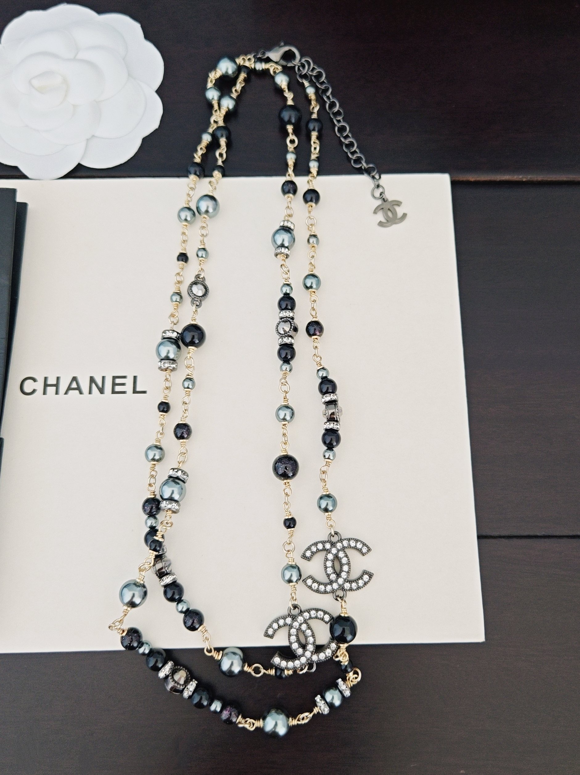 Chanel CC Pearl And Crystal Sautoir Necklace – Ruthenium-Tone Metal - Image 4