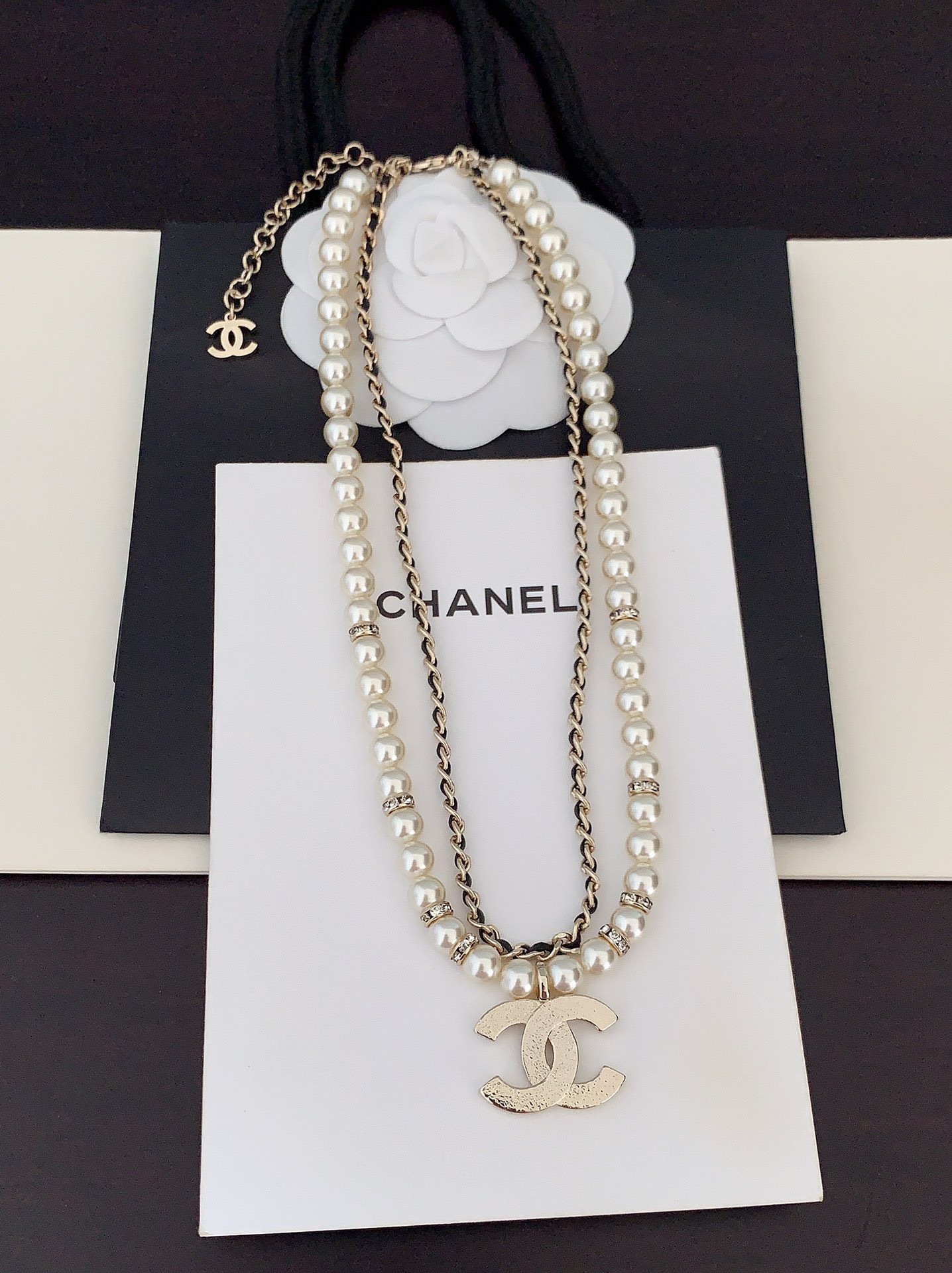 Chanel CC Diamond Pearl Double Layer Necklace - Image 5