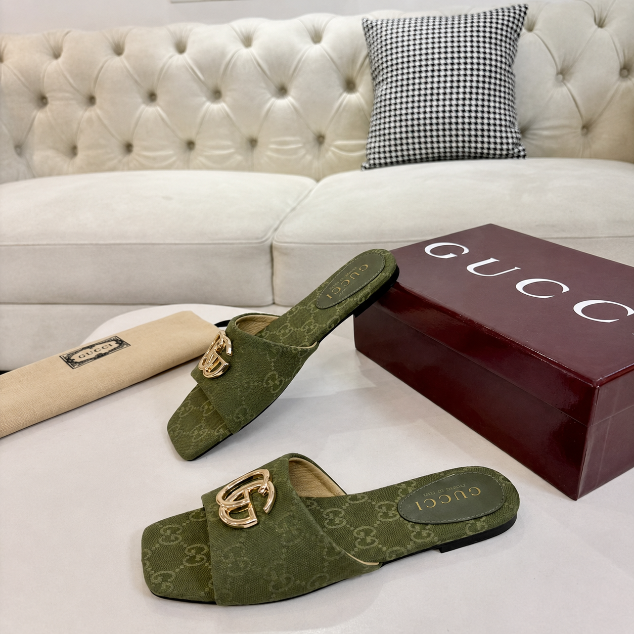 Gucci Classic Monogram Canvas Single-Strap Slide Sandals In Green - Image 4