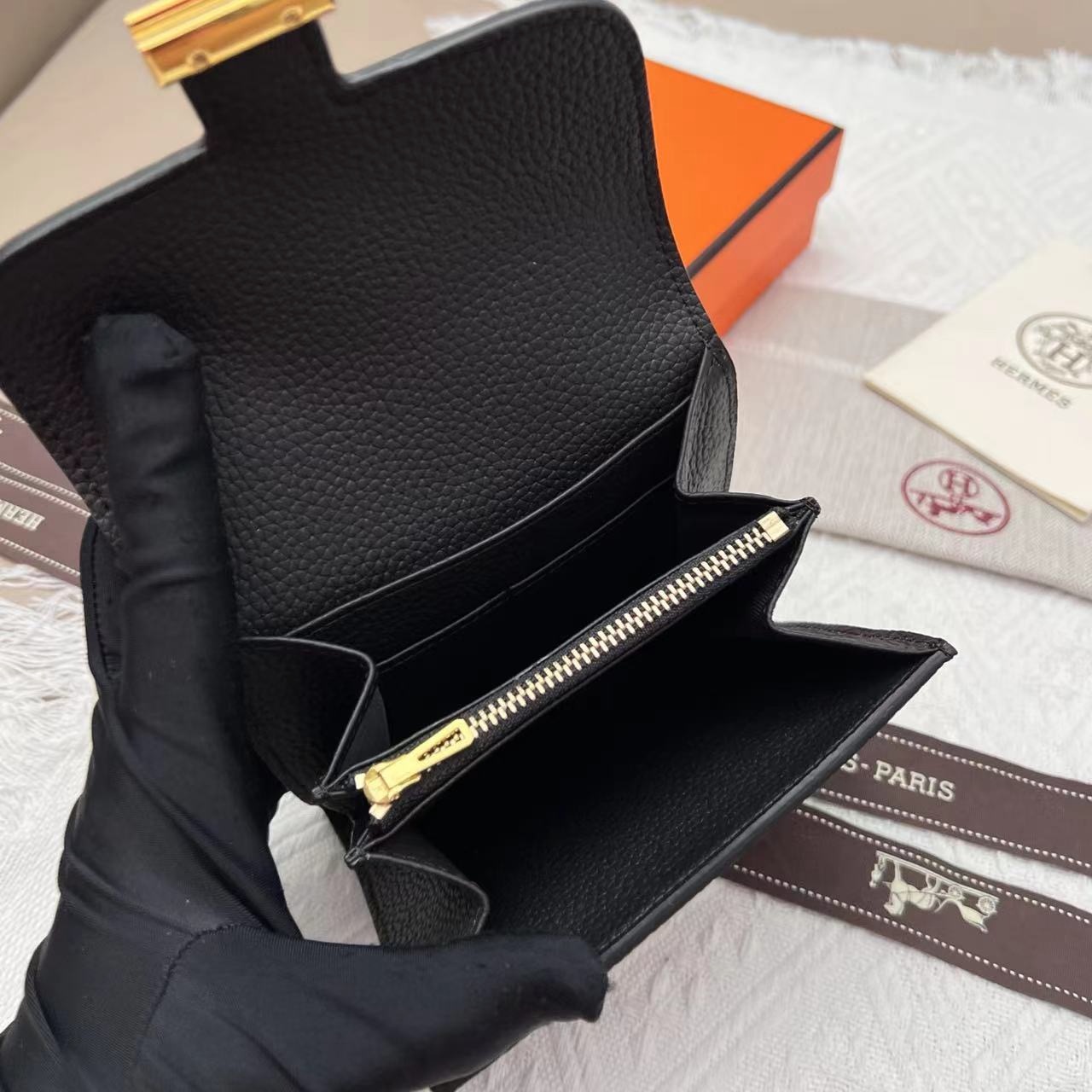 Hermès Constance Short Wallet Black Epsom Gold Hardware - Image 4