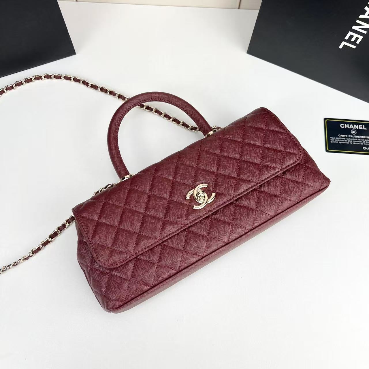 Chanel Caviar Quilted Maxi East West Coco Handle Flap Burgundy - Image 9