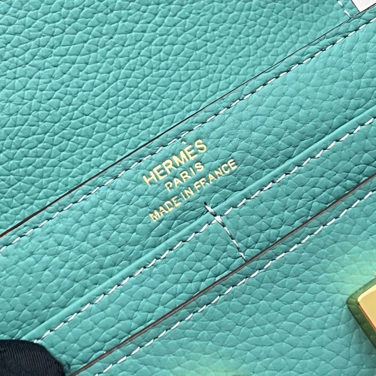 Hermes Green Epsom Leather Constance Compact Wallet - Image 7