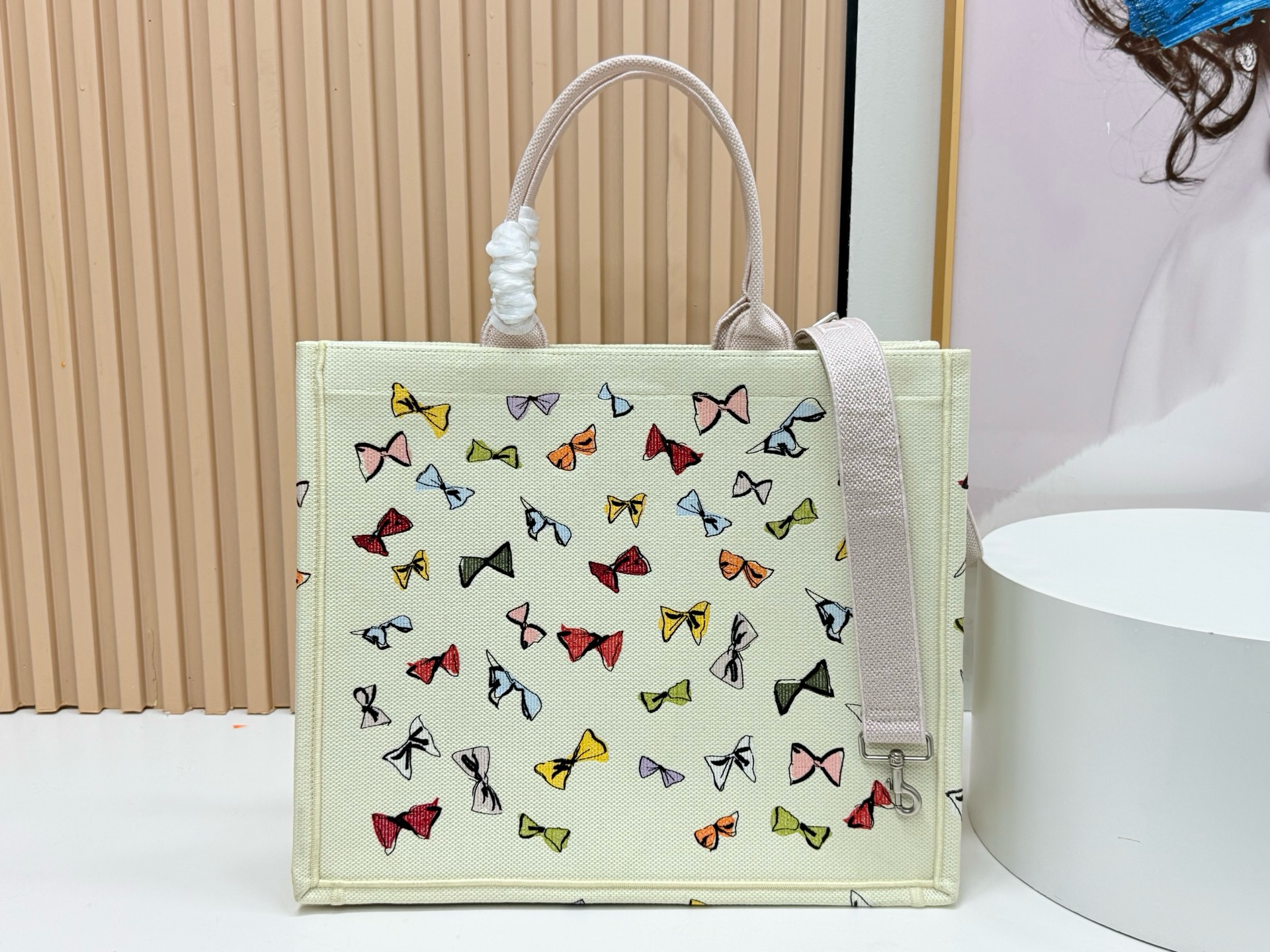 Dior Dioriviera Medium Dior Book Tote With Strap 36cm - Image 7