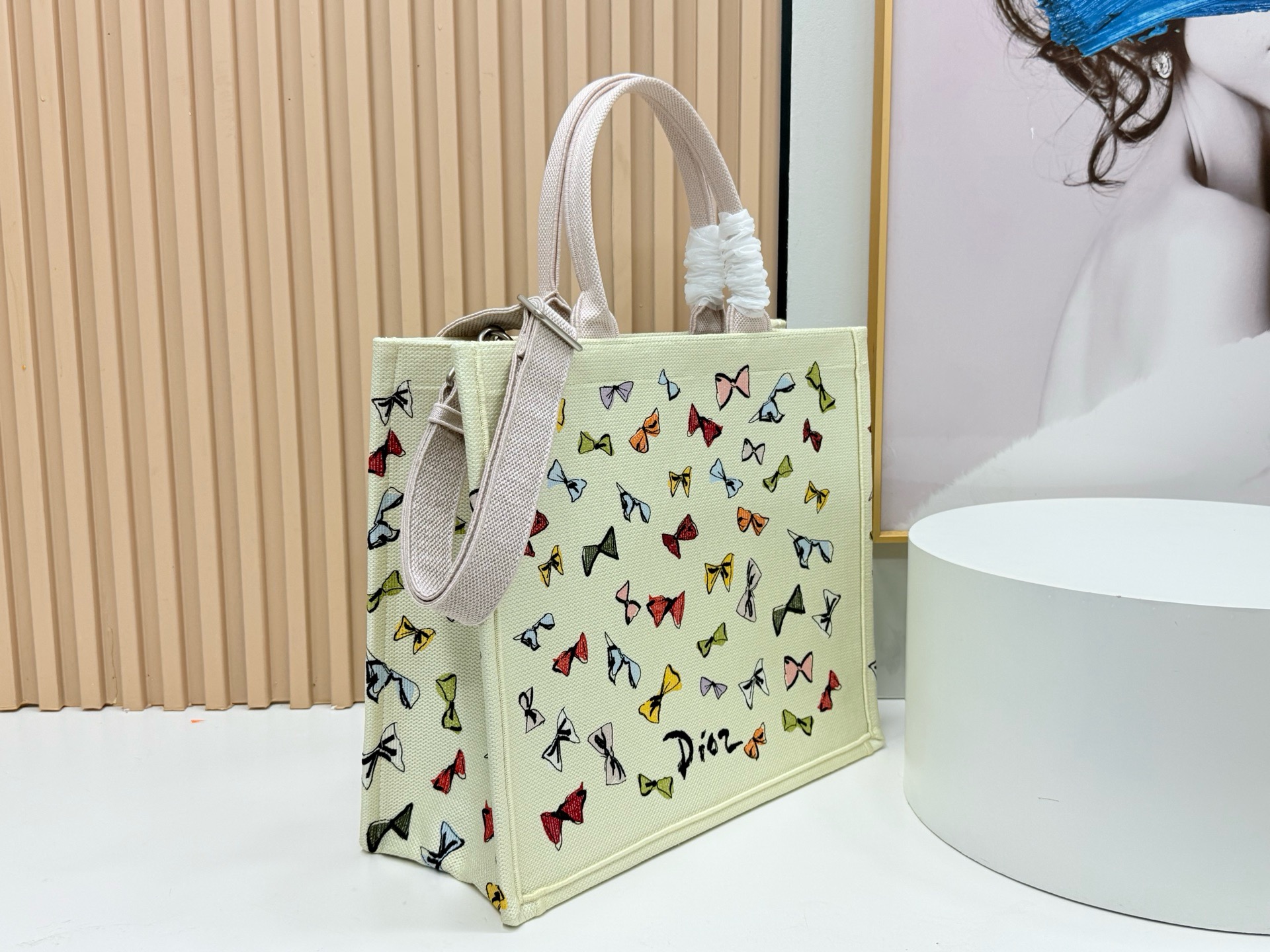 Dior Dioriviera Medium Dior Book Tote With Strap 36cm - Image 9