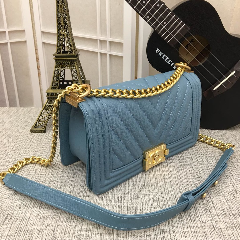 Chanel Medium Boy Bag Blue Chevron Caviar Gold Hardware - Image 3