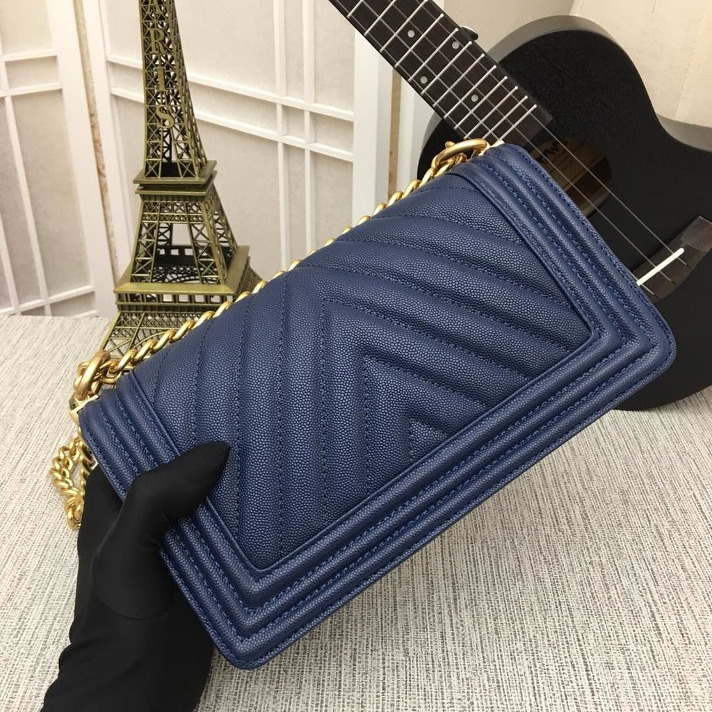 Chanel Medium Boy Bag Navy Chevron Caviar Gold Hardware - Image 7