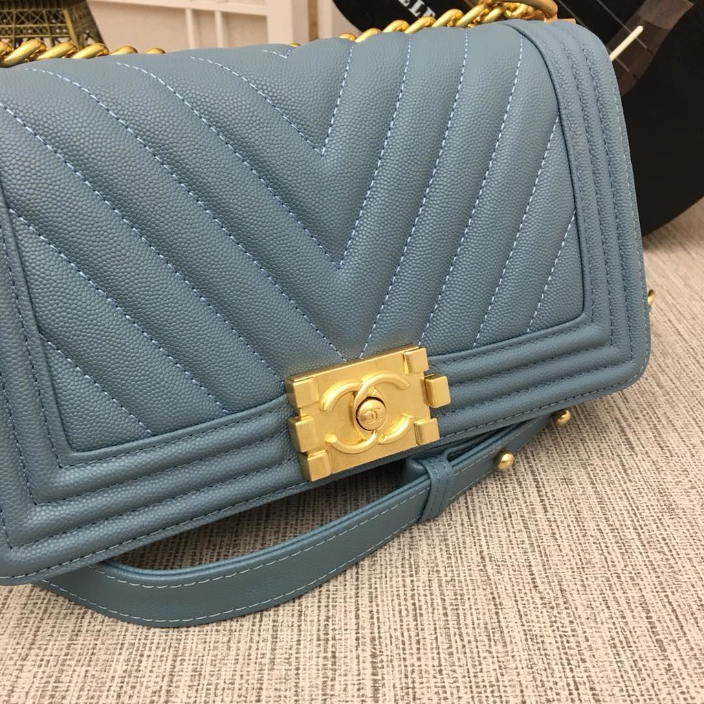 Chanel Medium Boy Bag Blue Chevron Caviar Gold Hardware - Image 7
