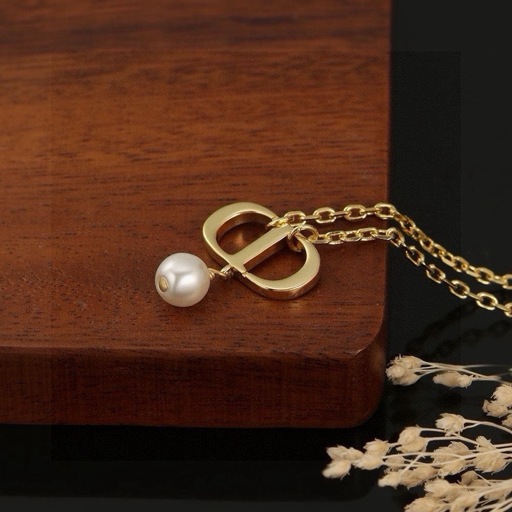Dior Pearl Petit CD Necklace Gold - Image 2