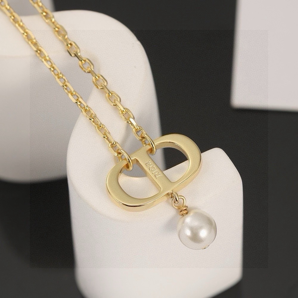 Dior Pearl Petit CD Necklace Gold - Image 5