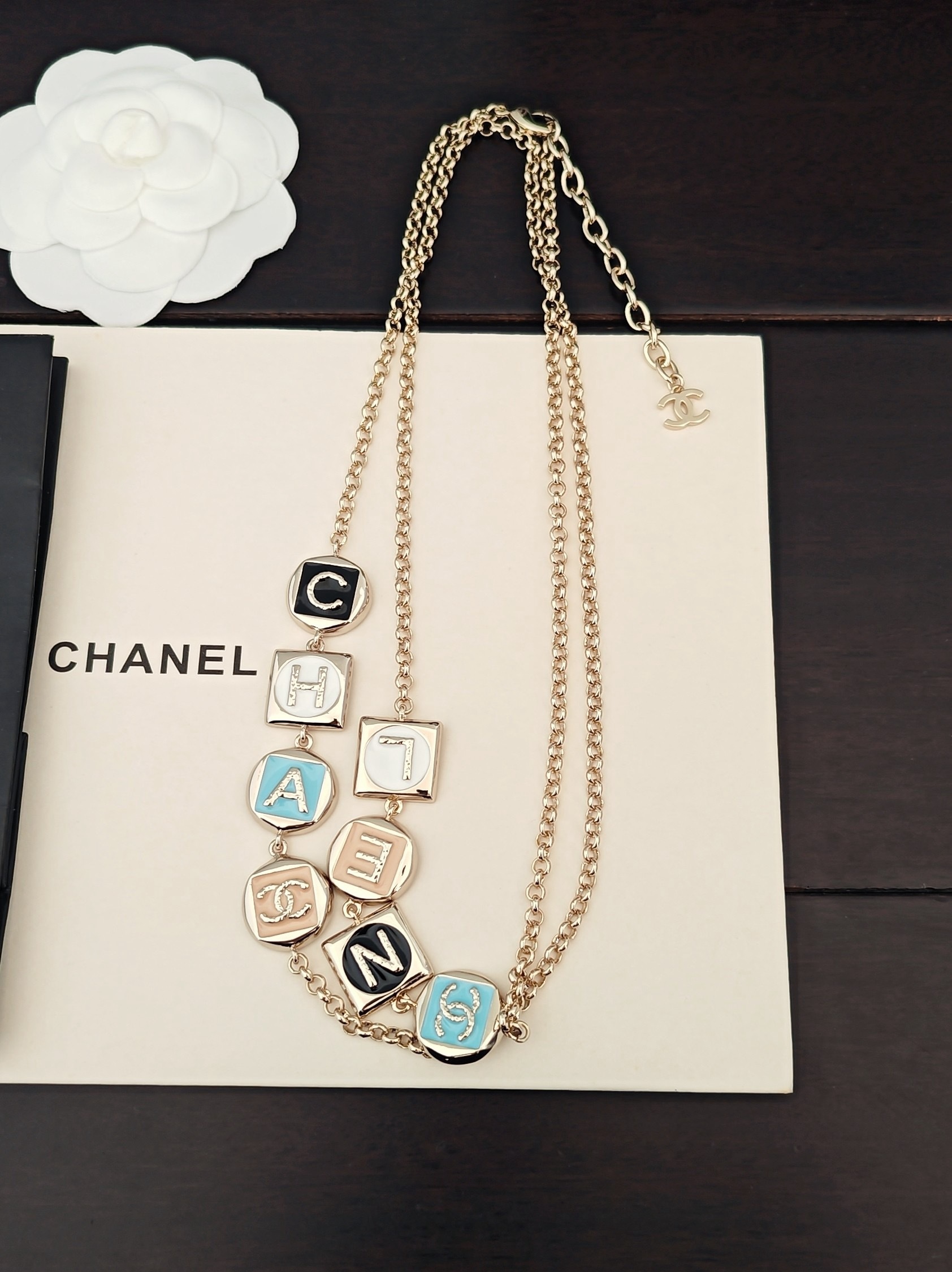 Chanel Gold-Tone CC And Multicolor Resin Sautoir Necklace - Image 4